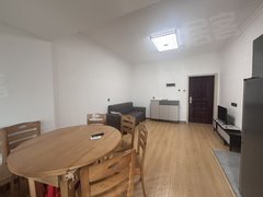 吉首吉首吉首城区雅溪民营小区电梯2房，押一付一，民水民电，拎包入住，随时看房出租房源真实图片