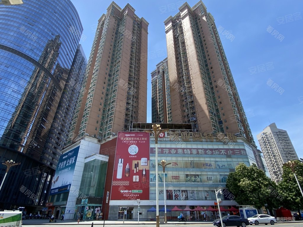 和平广场2室2厅1卫62㎡南200万