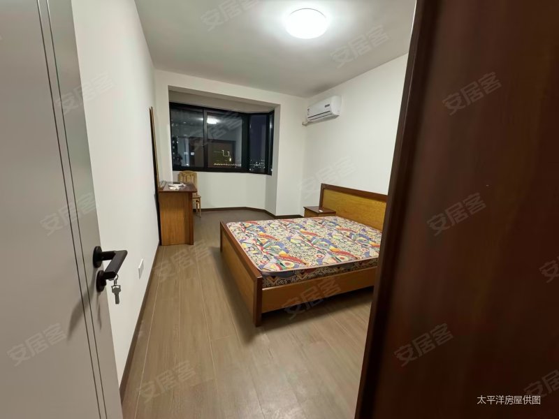 精装可拎包入住,仁宝公寓二手房,998万,3室1厅,1卫,102平米-上海安居