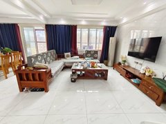 尉氏尉氏县尉氏县城uk复试地暖，四室三厅两卫精装全配领包入住钥匙在手随时看房出租房源真实图片