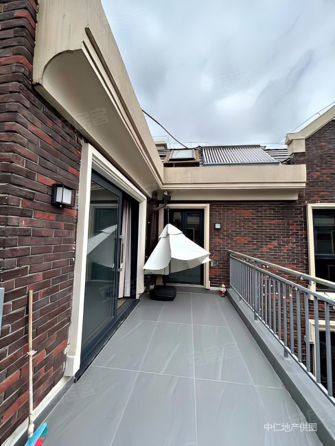 俊发滇池one16组团伊顿庄园