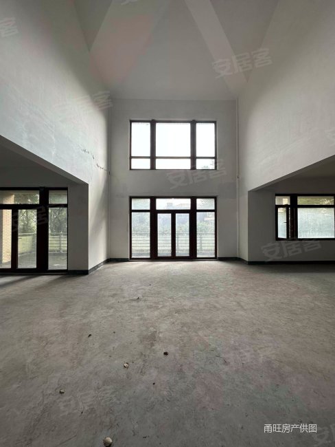 钱湖比华利别墅