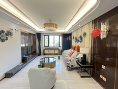 龙海城区龙海城区一中旁 全屋中央空调 精装大四房 配套齐全 随时看房入住出租房源真实图片