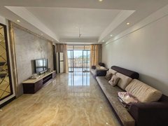 阳江阳春春城镇东湖广场3房出租 家私家电齐全1600包物业  出入方便出租房源真实图片