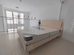 青岛城阳区政府城阳海信正阳中心LOFT挑空别墅风格小城之春紫荆公馆致远民生出租房源真实图片