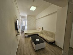 西双版纳景洪龙舟广场王府广场，市中心，公寓，短租1300元每月，长租再议出租房源真实图片