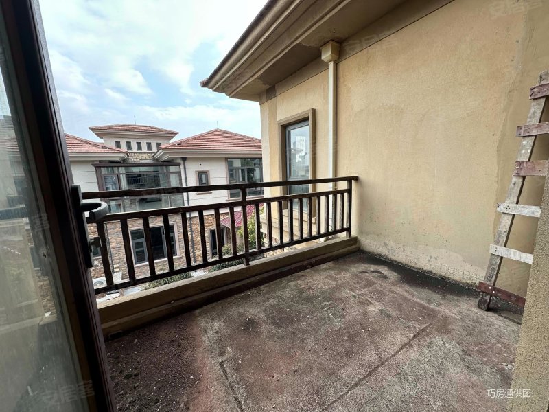 满二 南北通透 商品住宅 楼龄新 动静分离,保利半山国际比弗利(别墅)