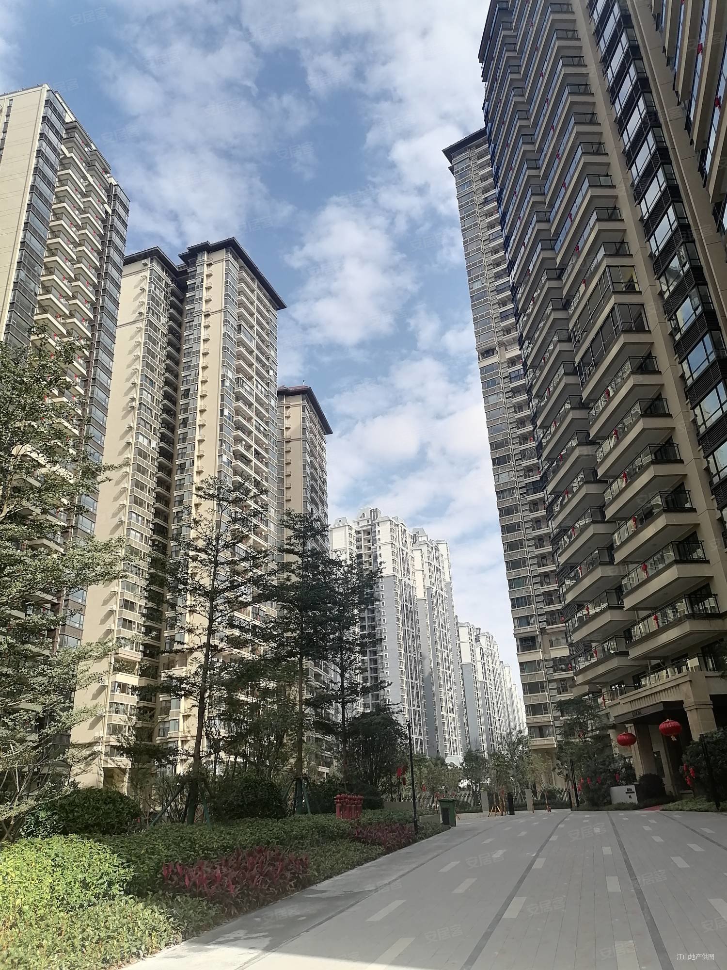 南宁房产网>南宁二手房>良庆二手房>五象大道二手房>檀府印象檀逸>