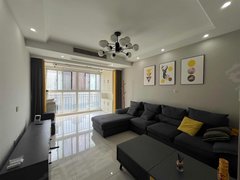 泰州泰兴泰兴市区中南世纪城精装修电梯房！拎包入住！包物业！水木清华出租房源真实图片