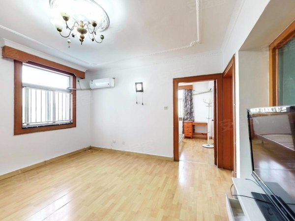 深圳福田岗厦福源大厦业主急租,看房方便,高楼层,视野开阔,采光通风好