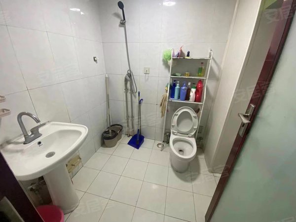 北京朝阳南沙滩南沙滩和谐小区南沙滩精装一居 紧邻15号线北沙滩地铁