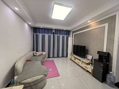 济南槐荫西客站价格能谈!!印象济南 弘扬广场新上鑫苑精装三居 家电家具齐全出租房源真实图片