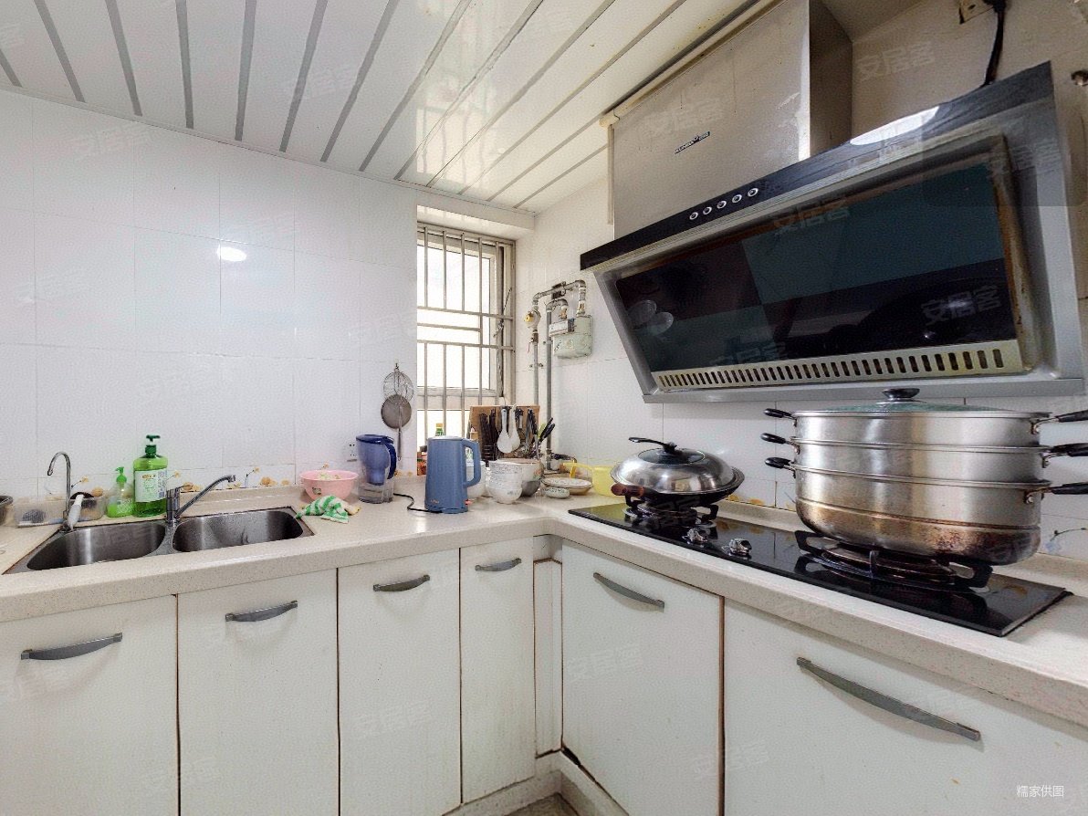 前海花园3室2厅1卫88.45㎡南470万