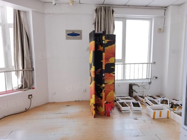 廊坊安次高铁站前钻石国际(商住楼)高铁站前,电梯中层,随时看房出租