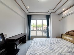 广元利州万达广场电梯 精装修 精装大标间 舒适温馨的布局出租房源真实图片