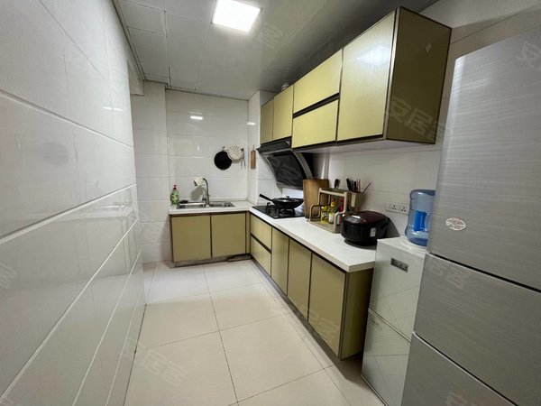 荆州监利监利城区银湖城银湖城,逛街上学,交通方便,公园环绕,去哪都近