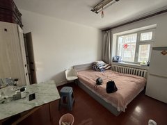 哈尔滨道里中央大街安信街 2楼 简装 押一付三 拎包入住 随时可看出租房源真实图片