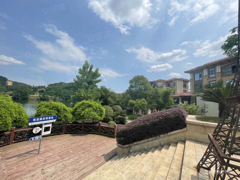 发展大道湖景房国宾壹号别墅区真洋房总4层南北通透四阳台送车位