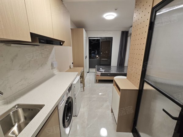 福州晋安五四北福州地铁秀山龙湖冠寓福州地铁秀山龙湖冠寓 1室1厅1卫