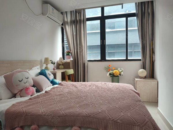 广州海珠赤岗up智谷赤双地铁电梯公寓0中介押一付一物业直租领包入住