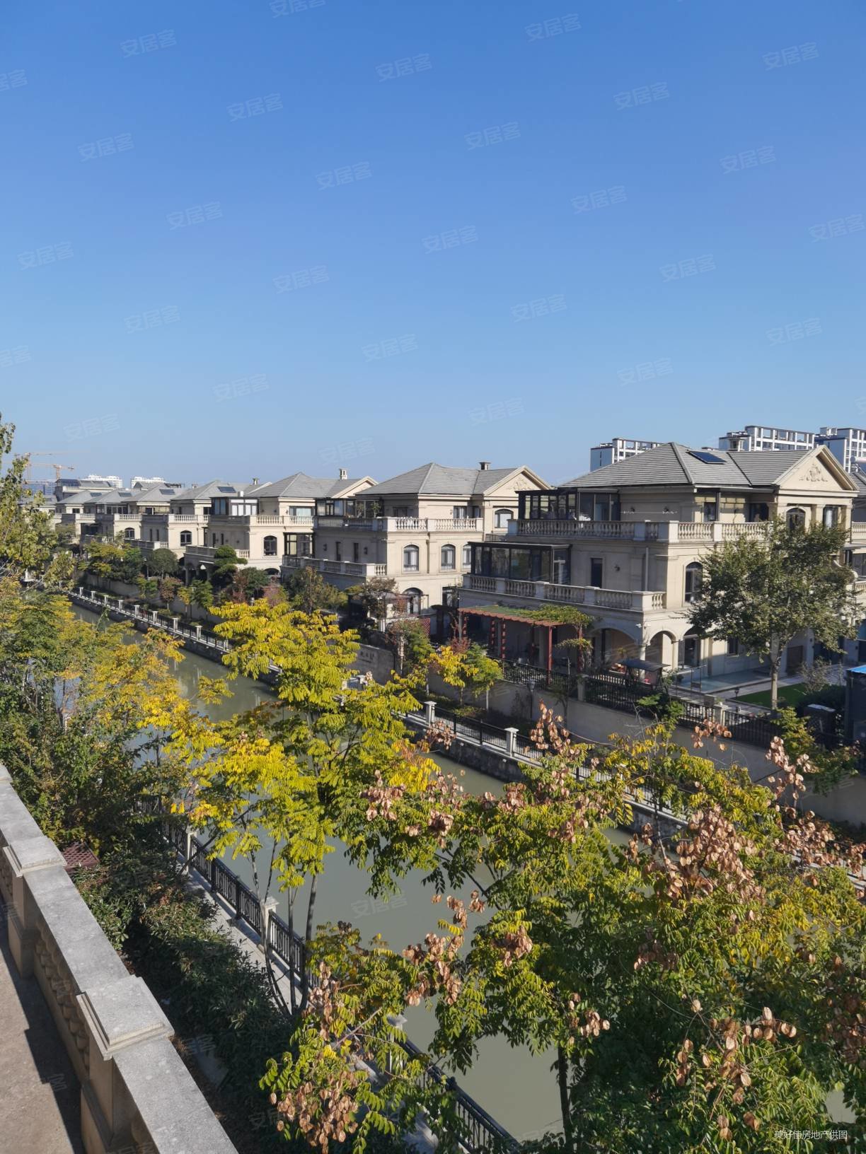 苏州房产网>苏州二手房>太仓二手房>娄东二手房>浙通名力桃花岛(别墅)