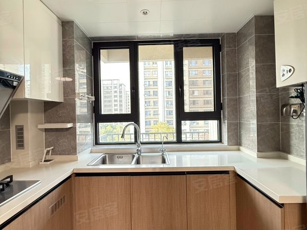 苏州太仓娄东翡丽云邸翡丽云邸,全屋定制,三房两卫,拎包入住,随时看房