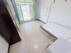 北京大兴黄村建兴家园超大主卧阳台精装修临近黄村火车站地铁出租房源真实图片