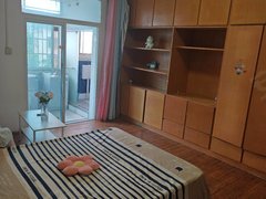 南昌红谷滩翠苑路翠苑路地铁口。地铁大厦,双子塔,万达广场家电家私齐全出租房源真实图片
