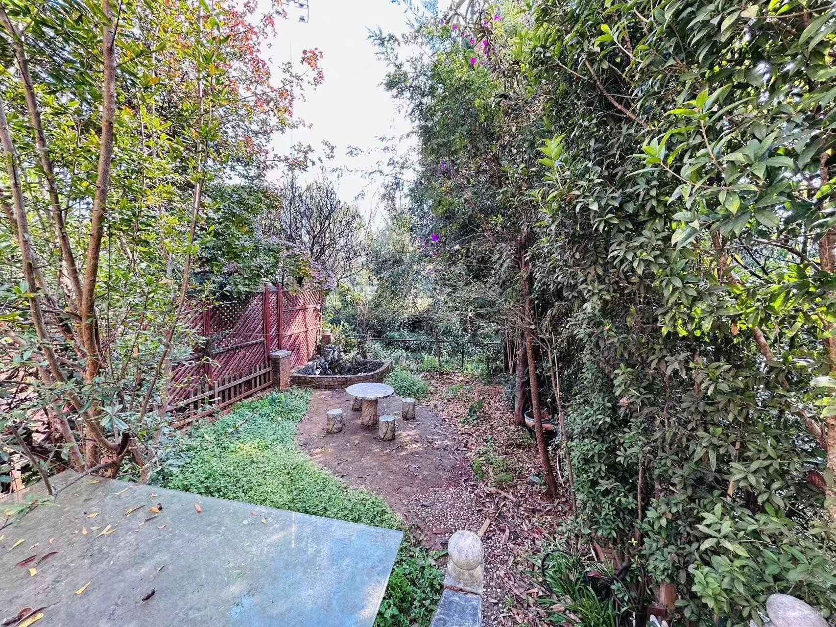 滇池卫城紫郢别墅