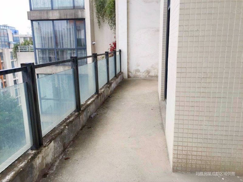 高新区 地铁口 软件园 商场 拎包入住,远大都市风景(二期)二手房,379