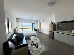 赤峰红山钢铁街月付,空调有,红山区万达南侧,精装修,拎包入住,赤峰学院出租房源真实图片