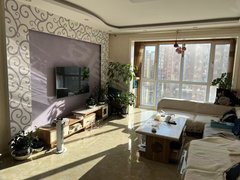 牡丹江东安会展中心江南华府。楼下好日子  楼下公交。出行 买菜方便出租房源真实图片