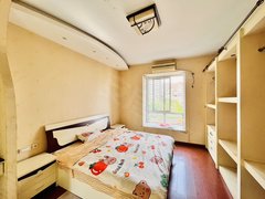 重庆渝北龙头寺狮子坪轻轨站口 保利香槟花园 单间带卫 自己的房子 0中介出租房源真实图片