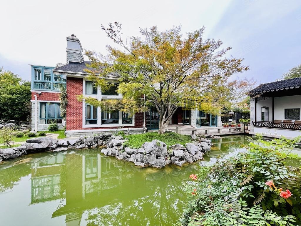 房主急售,天邻风景二手房,2388万,5室3厅,5卫,353平米