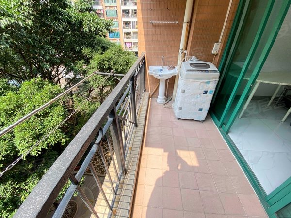 广州荔湾中山八路荔湖明苑荔湖明苑 精装二房 可做员工宿舍出租房源