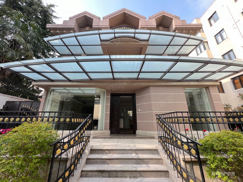 真实1.2e武康路 独栋别墅 四面临空 已补地价 满五 ,汇成武康公寓二手