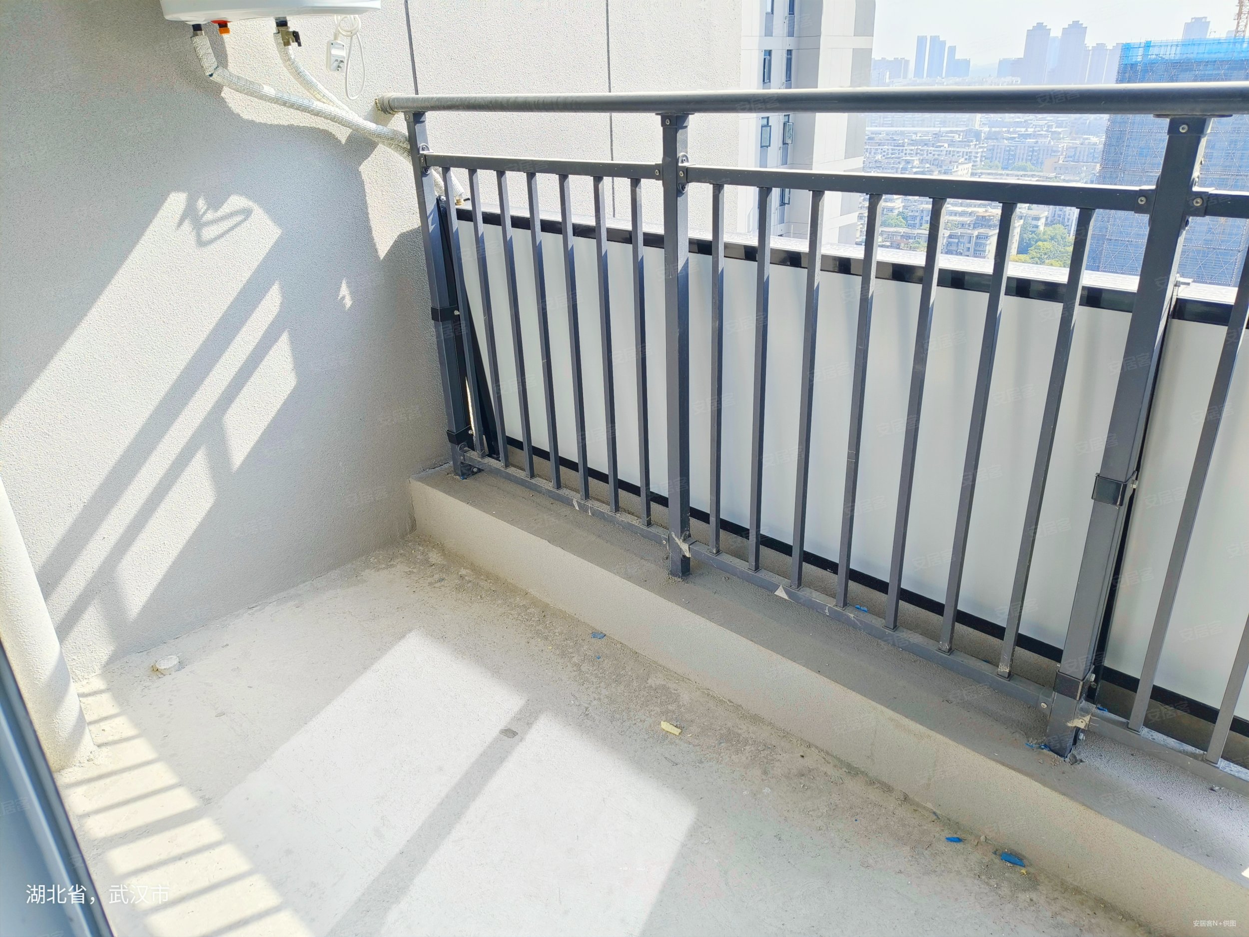 雅澜苑3室2厅2卫113.62㎡南128万