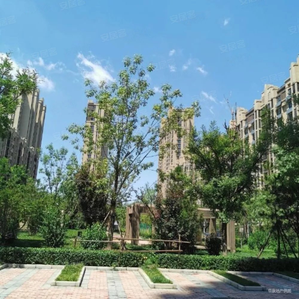 荣盛水岸花语(香河)3室2厅2卫111㎡南北88万