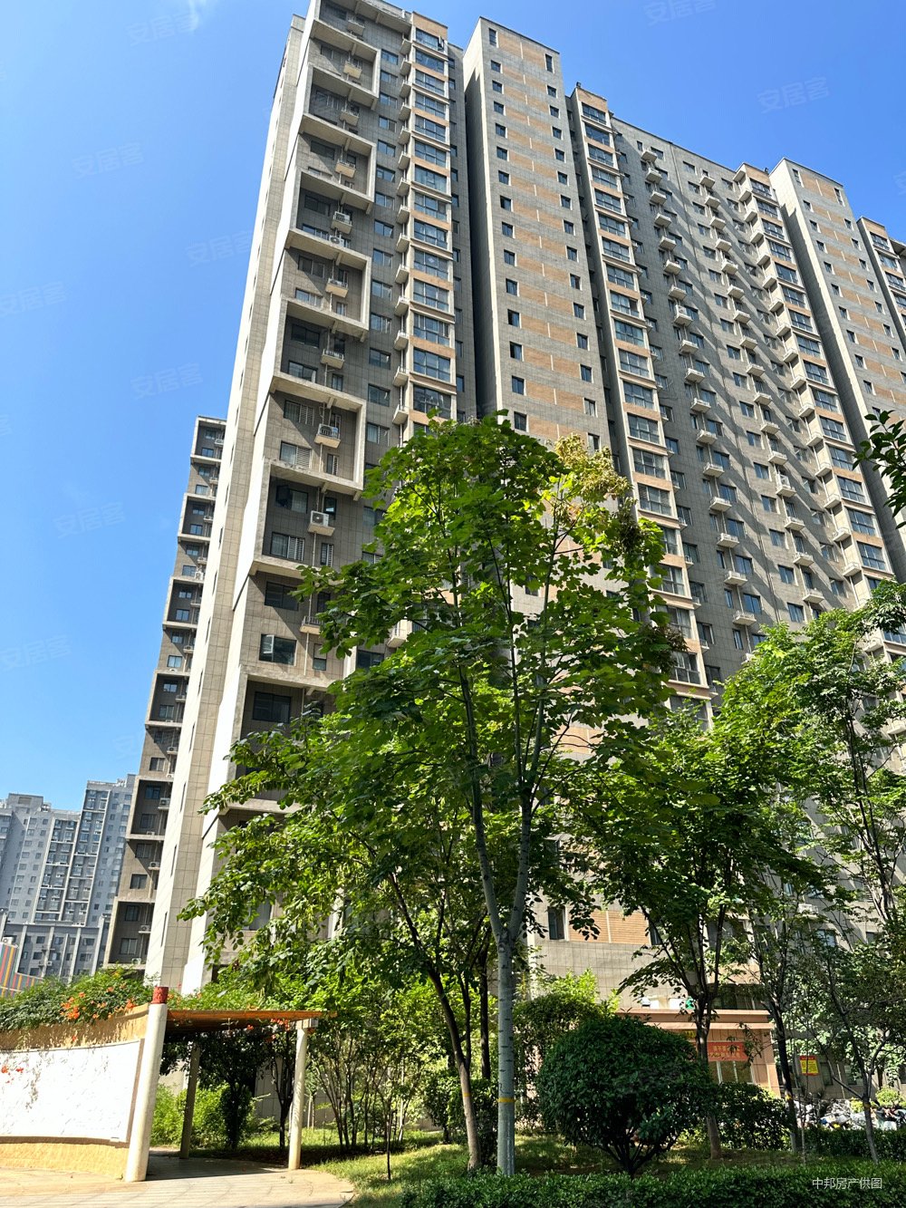 洛阳房产网>洛阳二手房>伊川二手房>城区二手房>华夏御府>