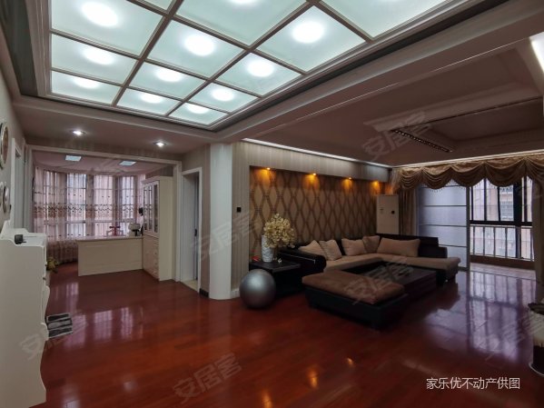 上海花园3室2厅2卫158.4㎡南北149.8万
