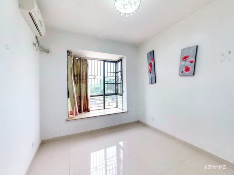 地铁口 公园旁 新出好房锦龙名苑精装三房满五红本厅出阳台