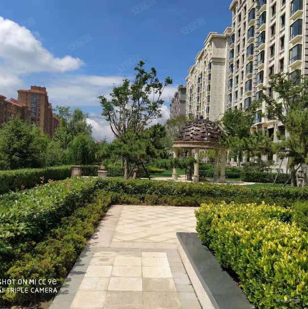 只需五万元安家威海龙湖旁准现房米兰小镇泉乐坊商圈