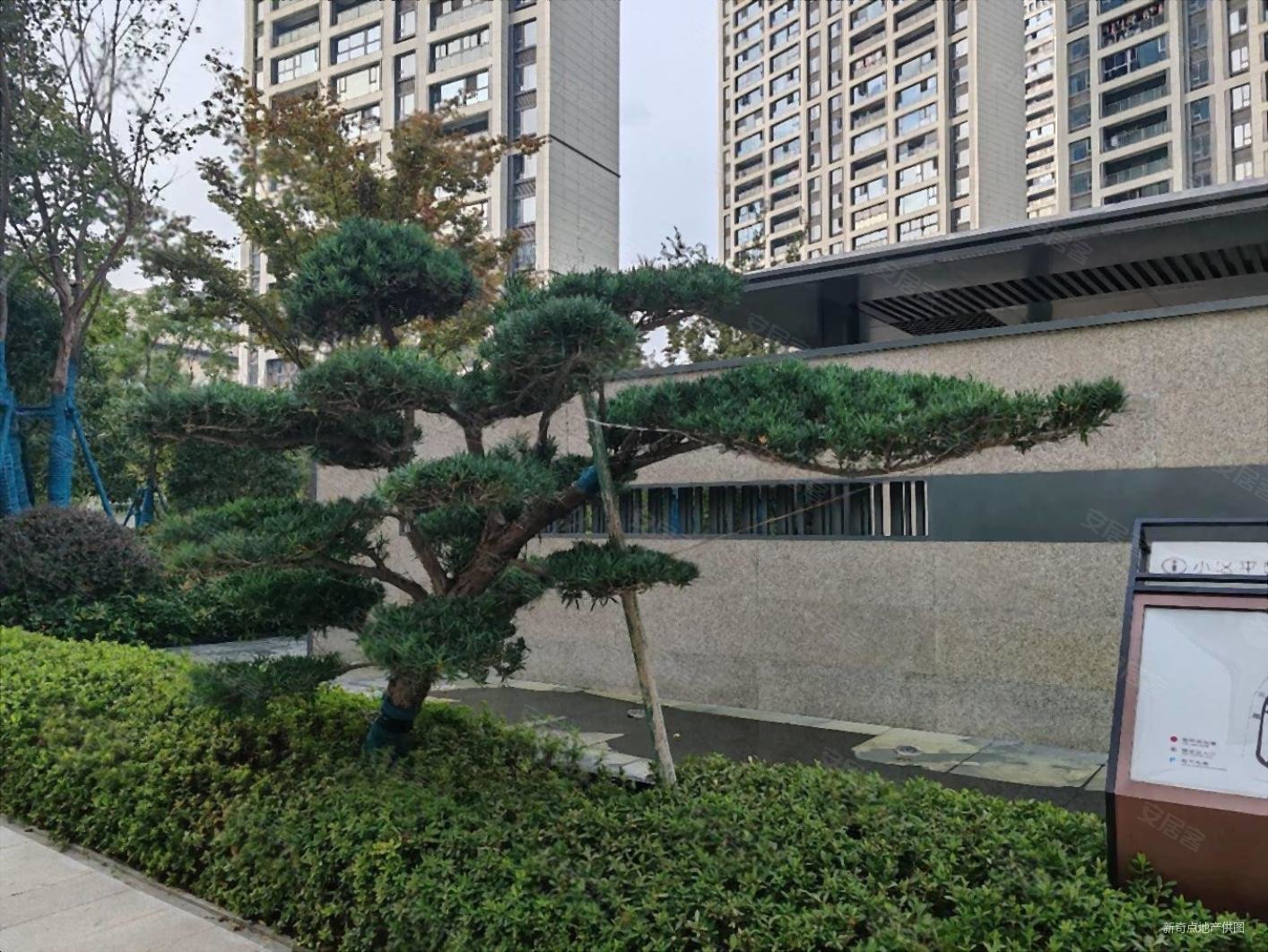 温州房产网>温州二手房>龙湾二手房>蒲州二手房>吾悦广场澜悦府>