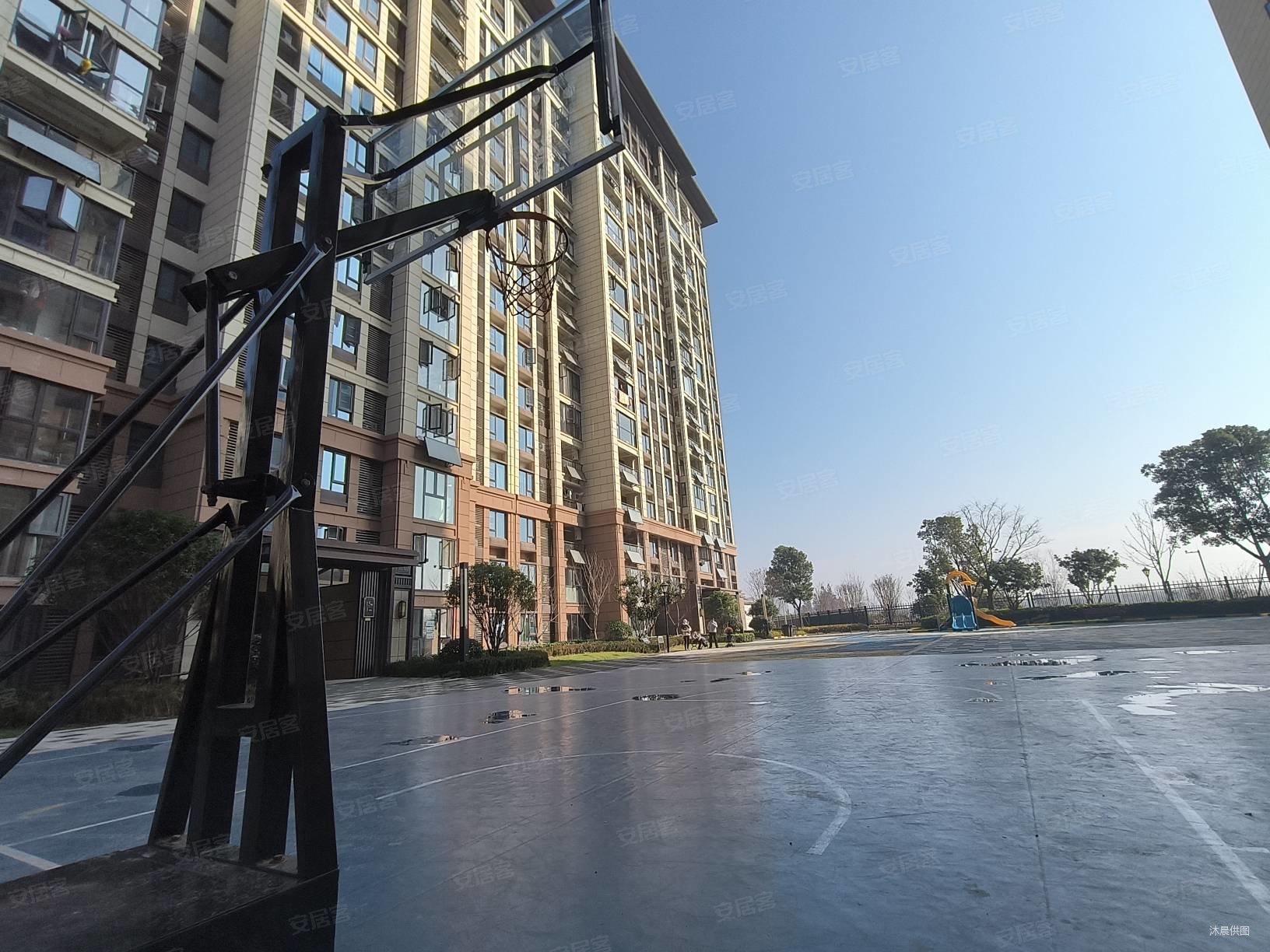 大华公园华府一线湖景房高楼层南北双阳台正边户有钥匙随时看房