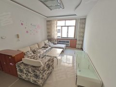 庆阳西峰西峰城区北校附近 两居室带家具家电 临近二中 可停车出租房源真实图片