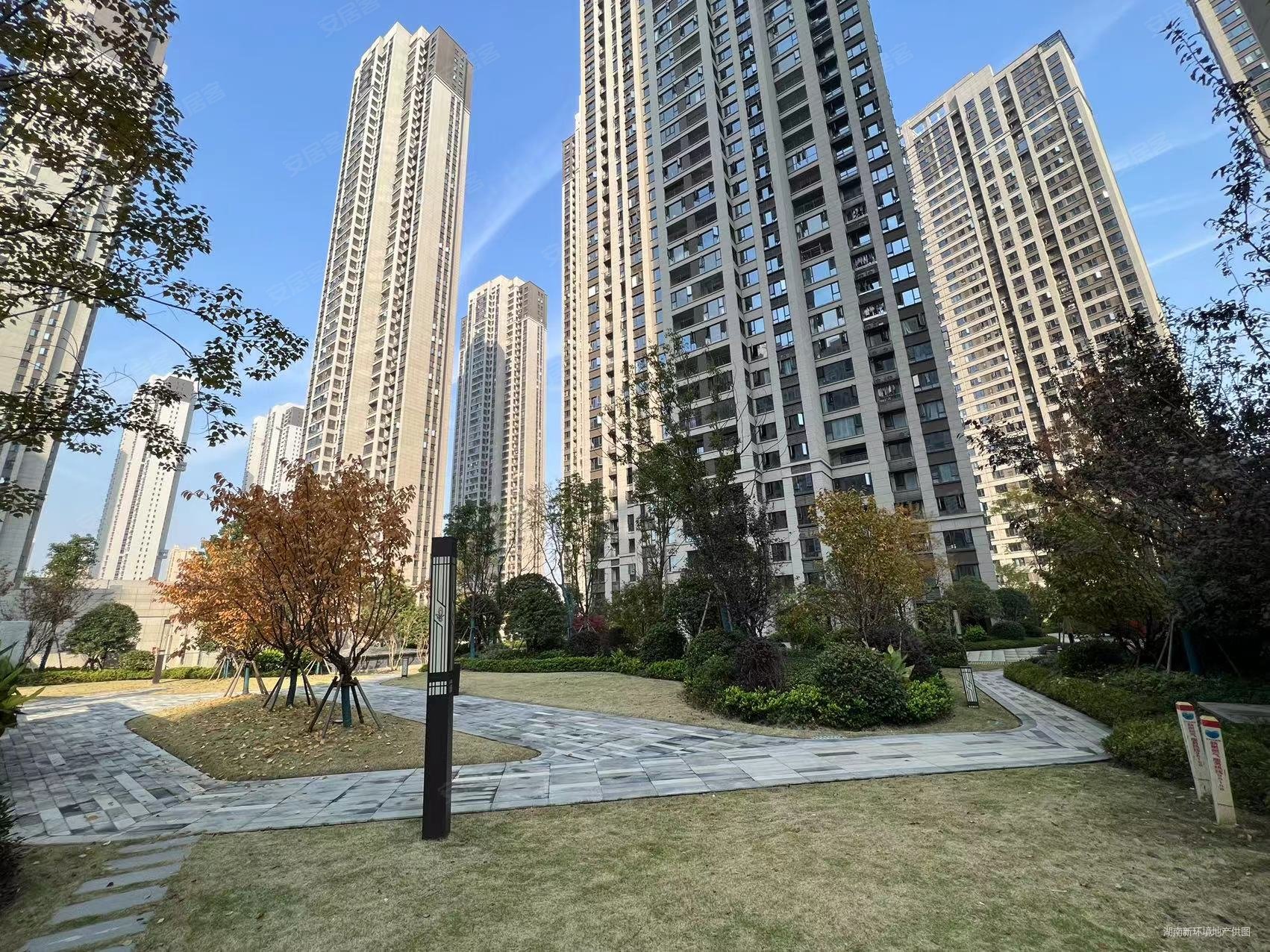 80w豪装大平层 181平河景四房 带日立中央空调 带车位,阳光城尚东湾愉