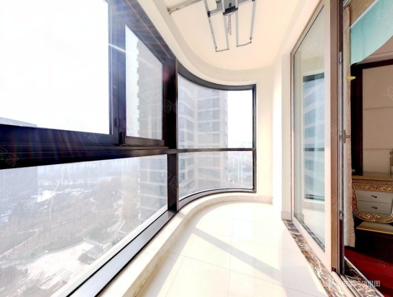 新上看海看花园大平层套四房东诚售带车位上实海上海