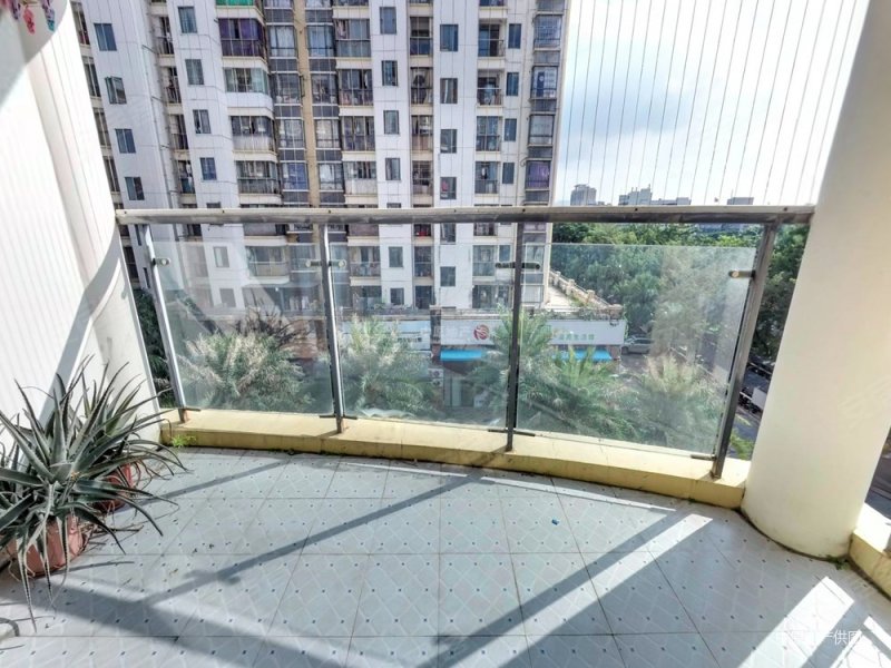 锦龙名苑3室2厅1卫87.37㎡南北299万