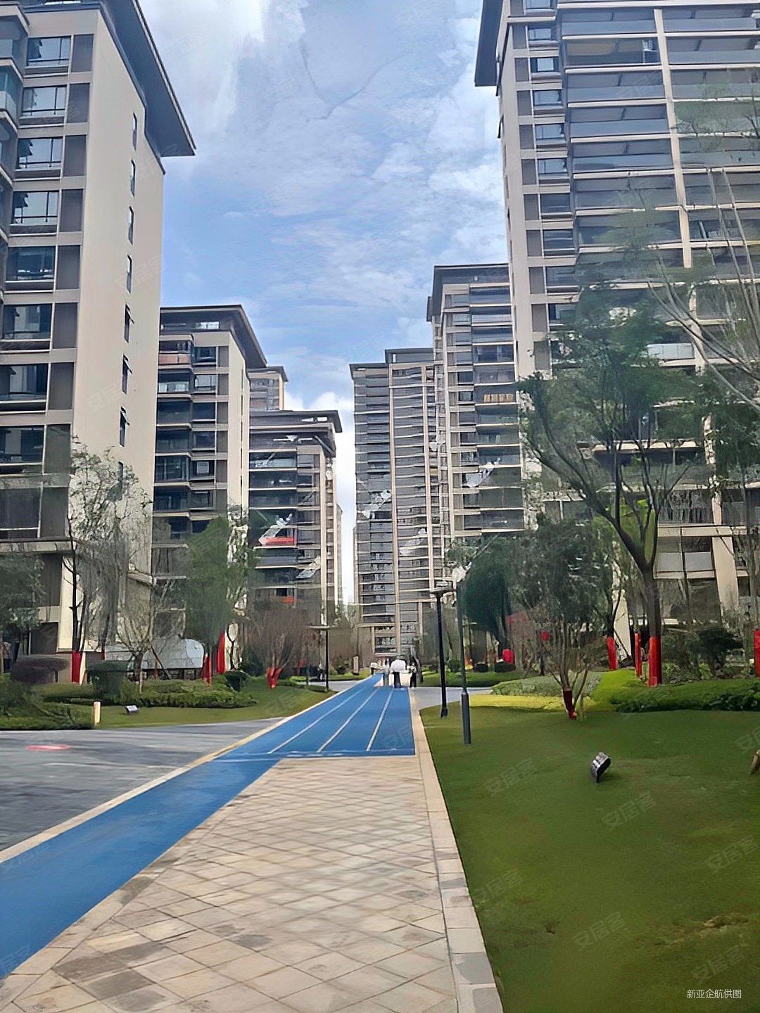 融创君庭云邸一梯一户南北通透带车位低价急售