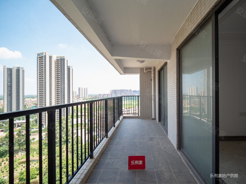 金禧花园对流双阳台一字楼四房118方一线江景全新未入住